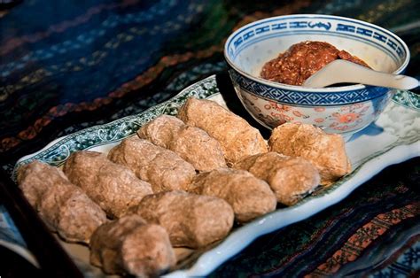  Tsampa Empanada: ¿Es la combinación perfecta de picante tibetano y dulzura sutil un viaje para los sentidos?