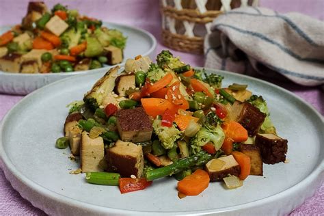  El Sabroso Tofu con Salvia ¿Una Sinfonía de Sabores Delicados en Ma'anshan?